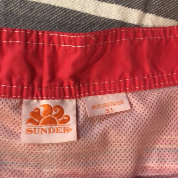 SUNDEK - Picture 6 of 6